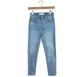 Aritzia Denim Forum The Yoko Women's Blue High Rise Slim Straight Denim Jeans 24